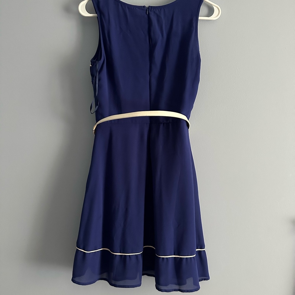 Doe & Rae dress - Picture 3 of 3